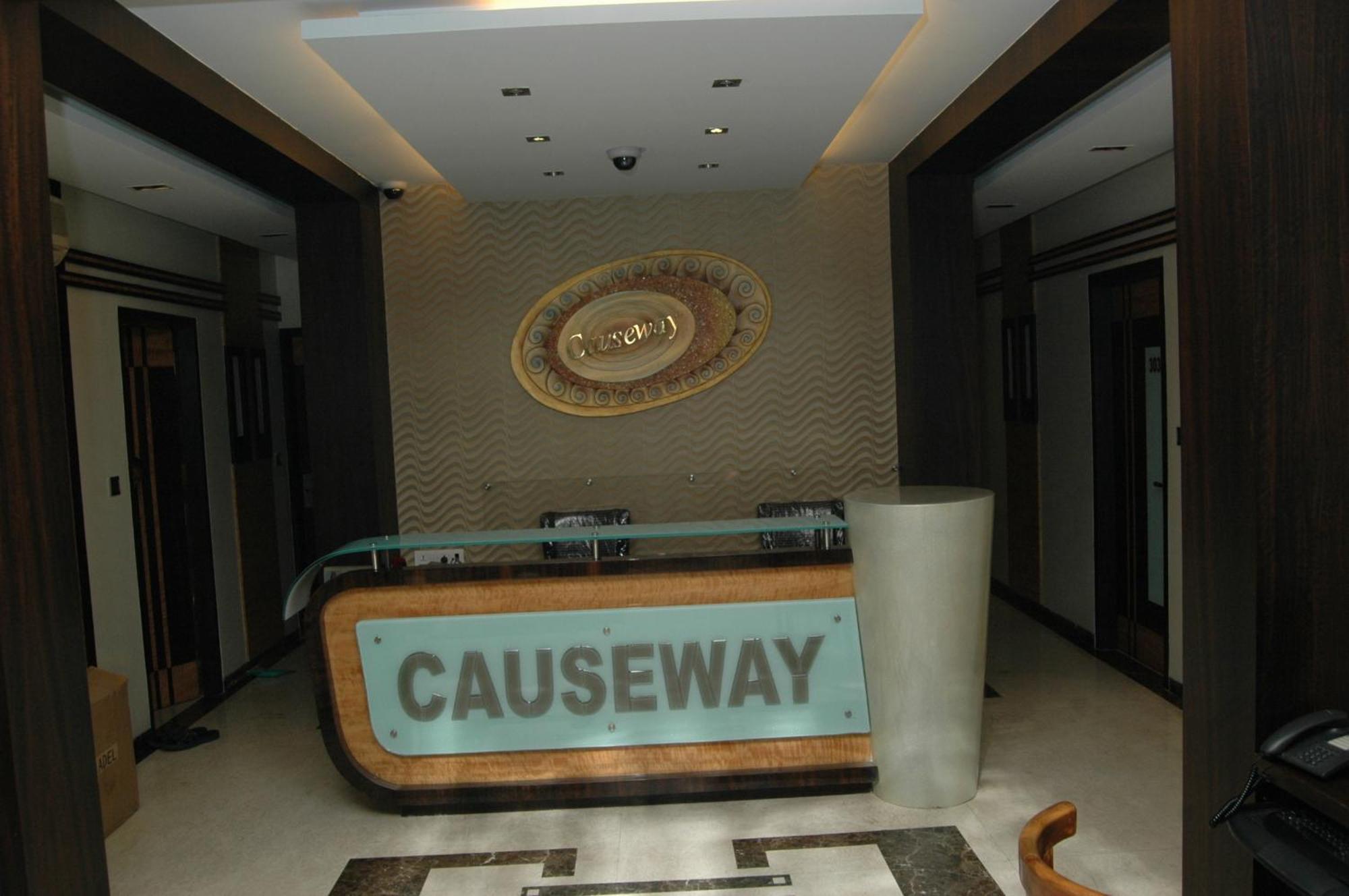 Hotel Causeway, Colaba Мумбай Екстериор снимка
